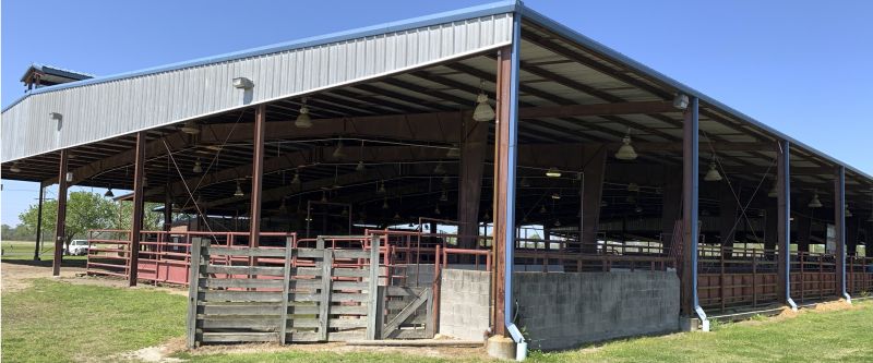 Livestock Barn Construction Service